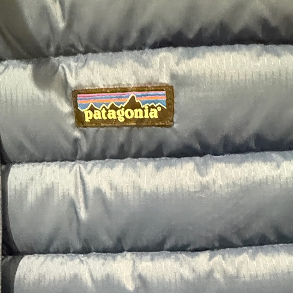 Patagonia Men's Vibrant Blue Quilted Vest - Picture 3 of 3